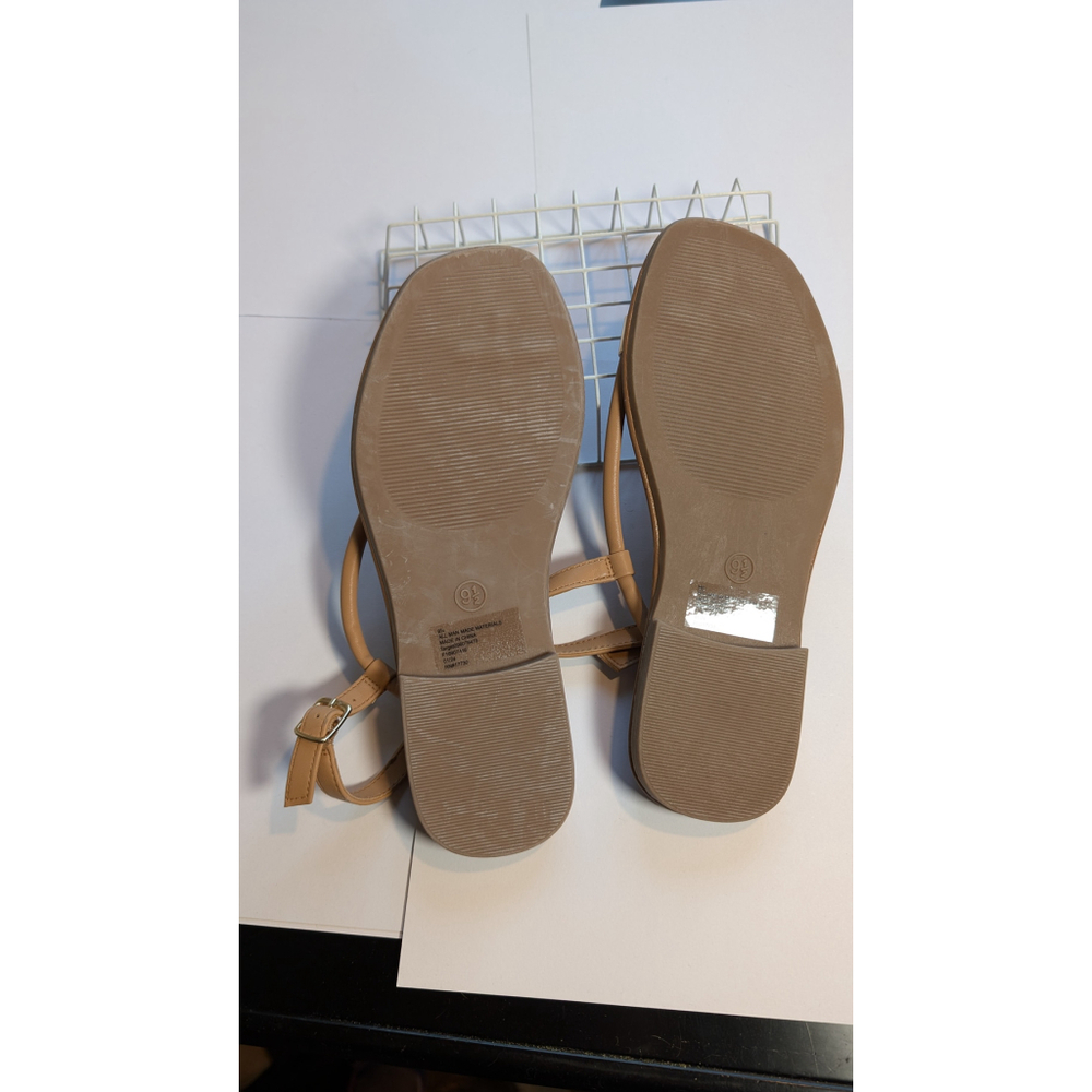 NWOT Women's Universal Thread Sandals Size 9.5 Tan - Picture 4 of 4